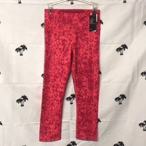 Brand New Under Armour Heatgear Crop Leggings